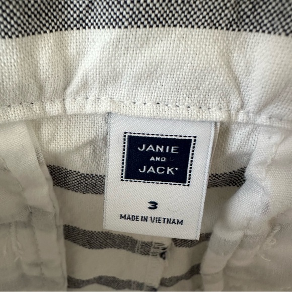 Janie and Jack Toddler Stripped Shorts, Size 3 - Picture 4 of 4